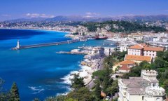 如何做一名優秀的法語翻譯人員?